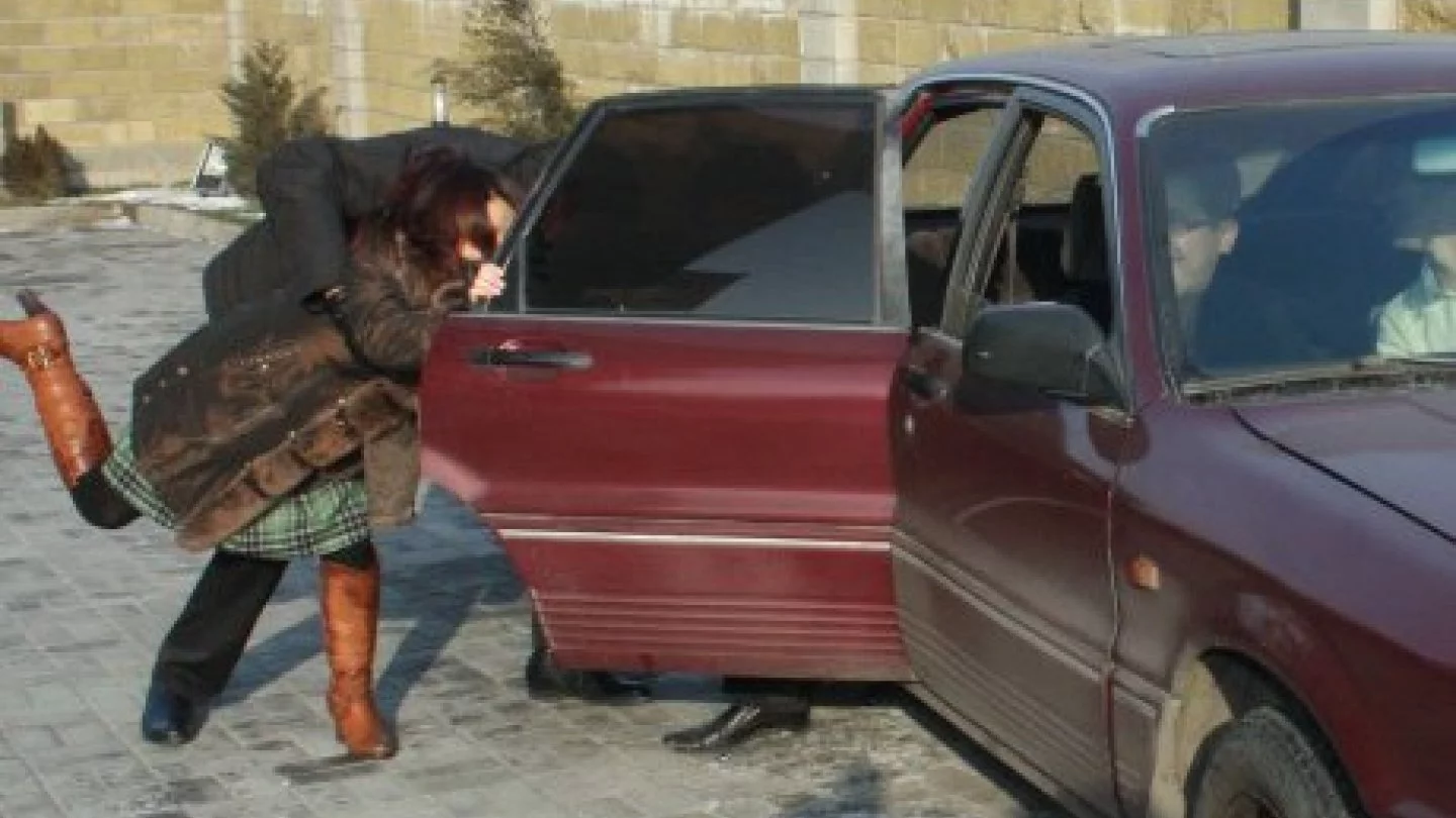 Екі жігіт айырылды