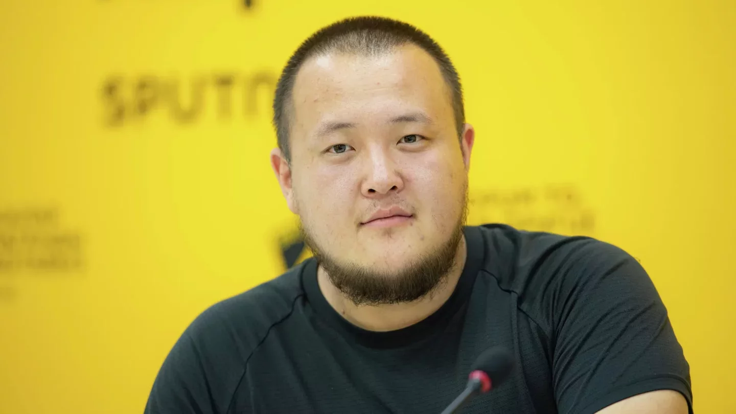 Голи қыз скрити