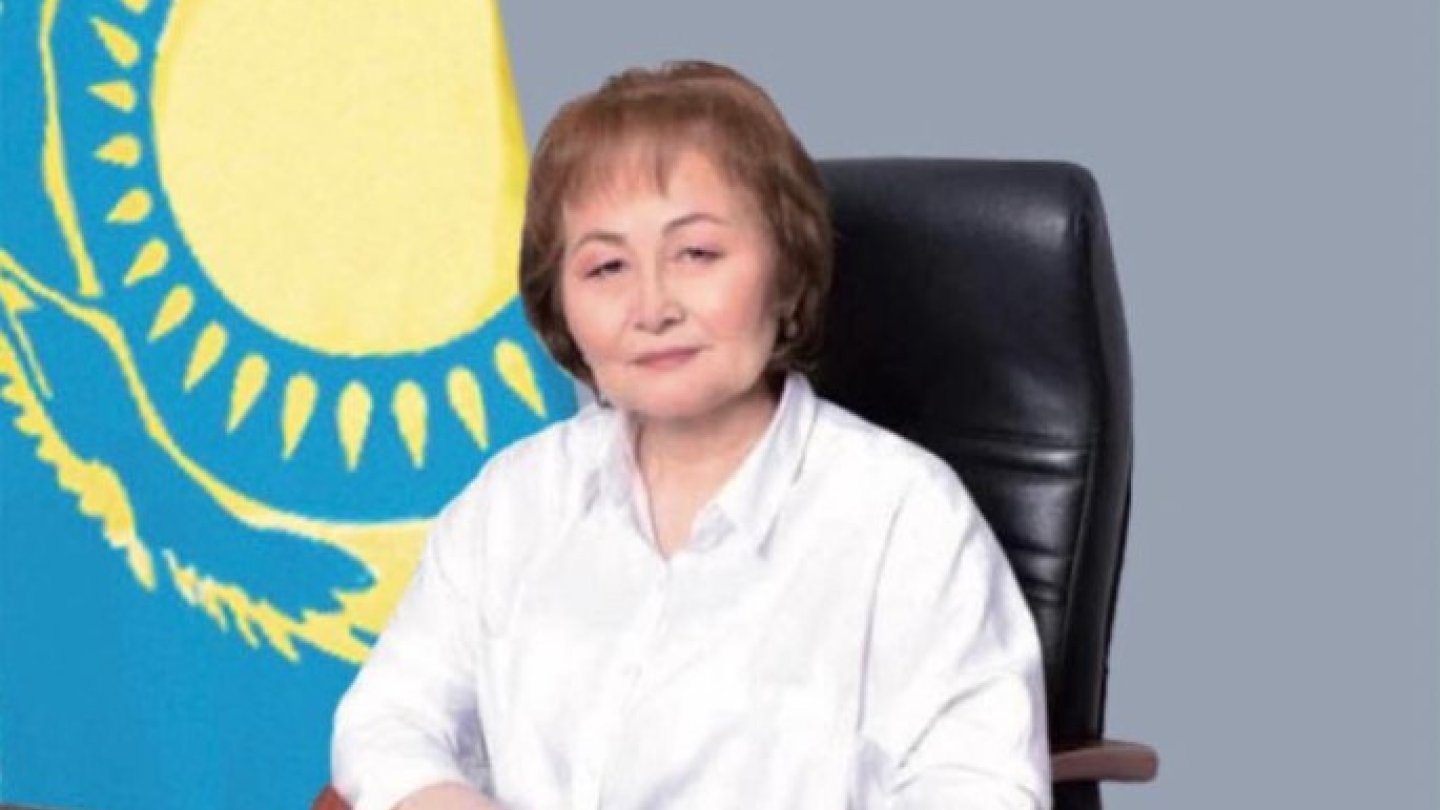 Қыздардың ретро порно фотосуреттері