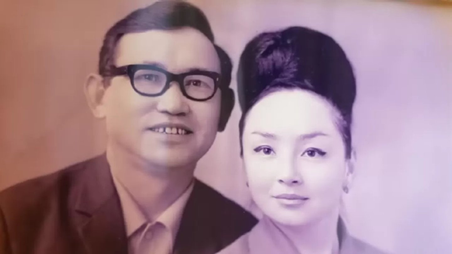 Теңіздегі отбасылық порно