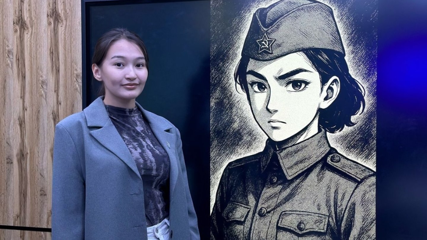 Интернеттегі орыс порно көріністері Жуынатын бөлмеде жасырын камерада күйеуі мен әйелі