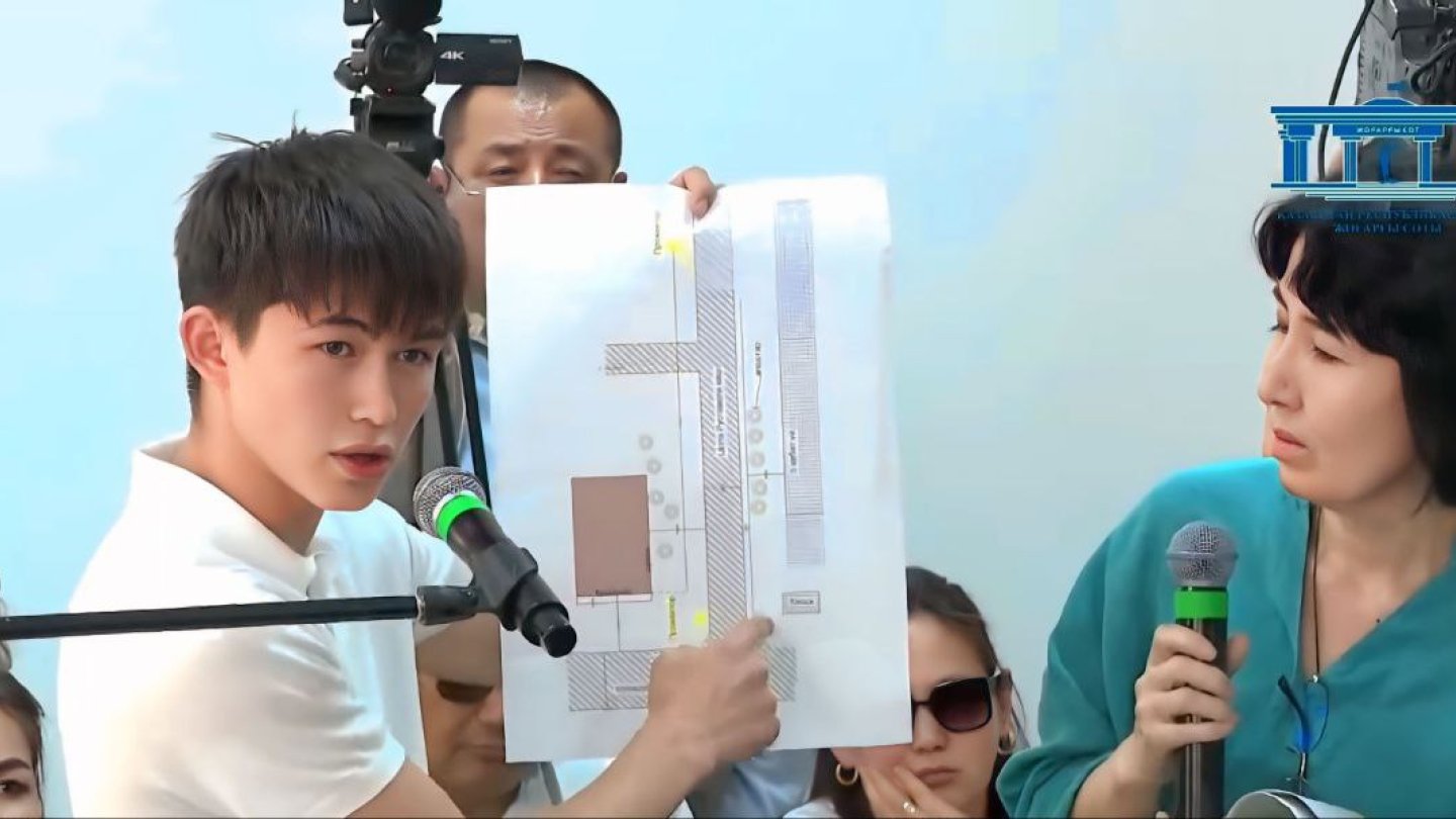 Жүкті әйелмен секс порно 11 сынып порно