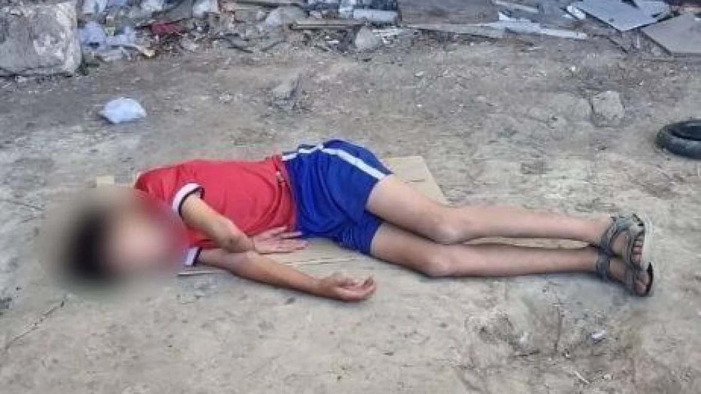 Жігіттің жыныс мүшесін өлшеу