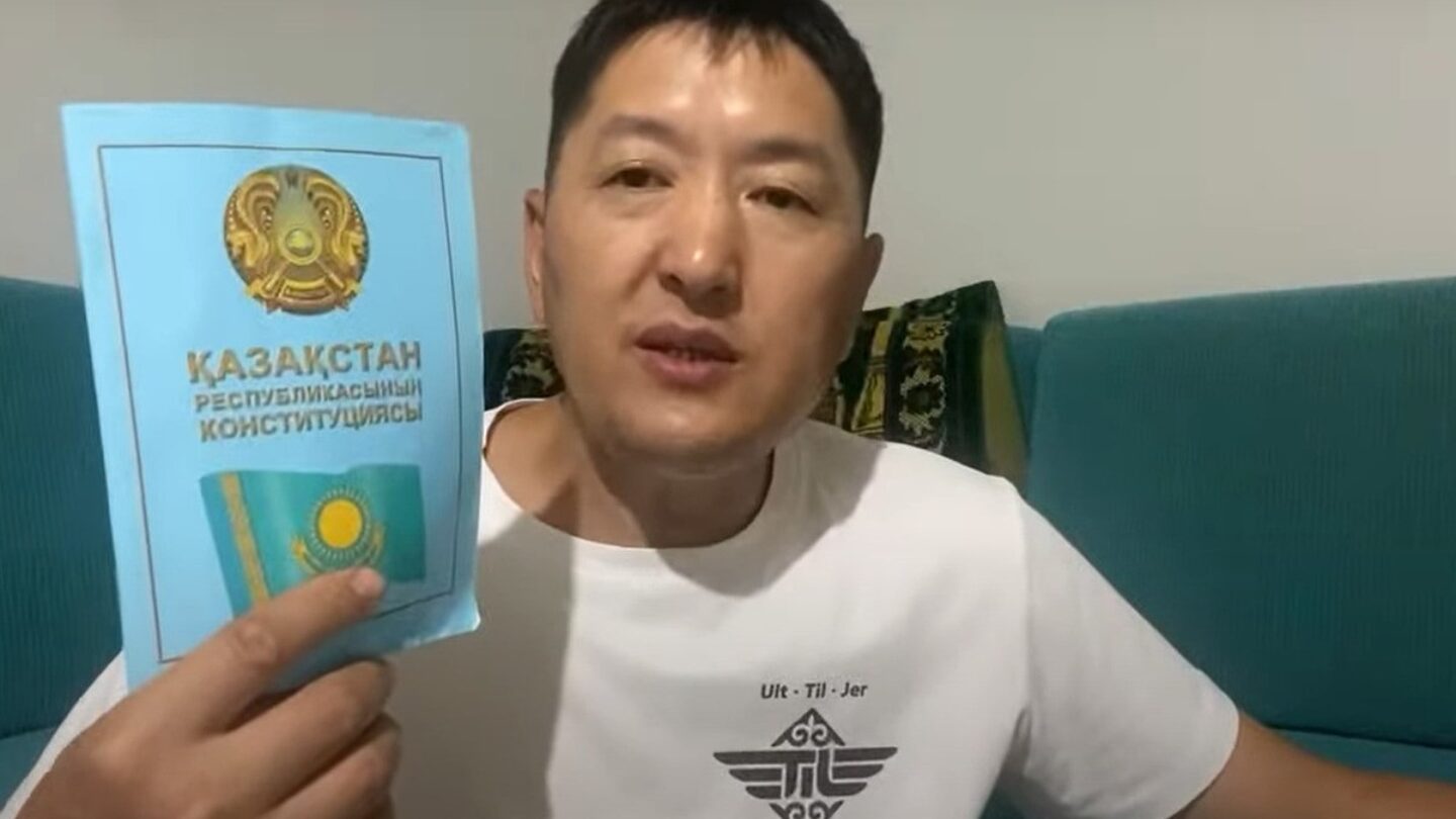 казах ахметов. казахские нацисты. куат ахметов националист. адиль ахметов томирис. языковые патрули в казахстане.