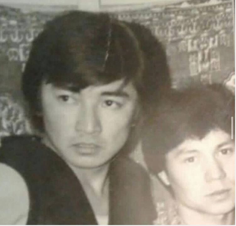 Ол трахается және лас сөздер айтады (Орыс порно)