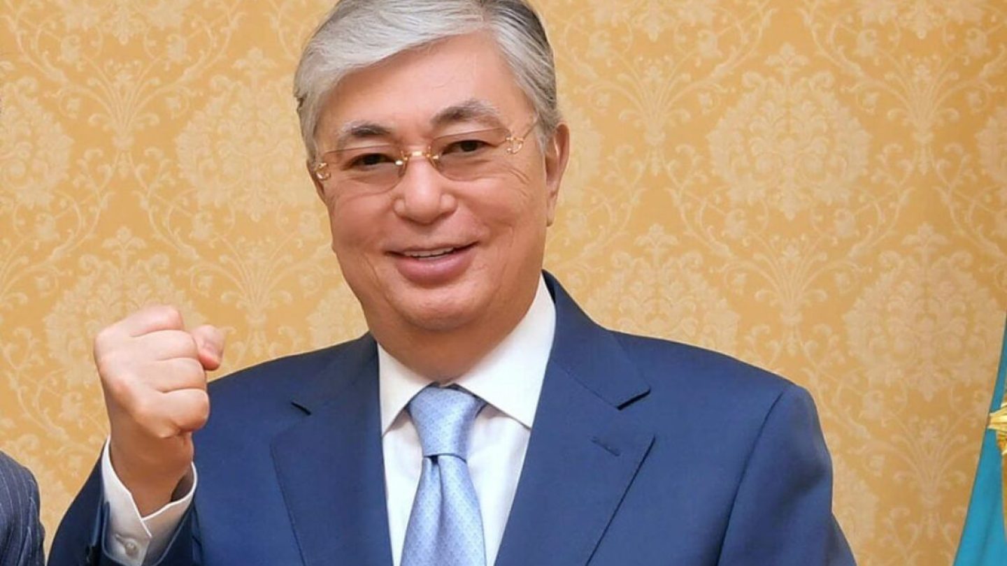 Тоқаев қазақстандықтарды Алғыс айту күнімен құттықтады